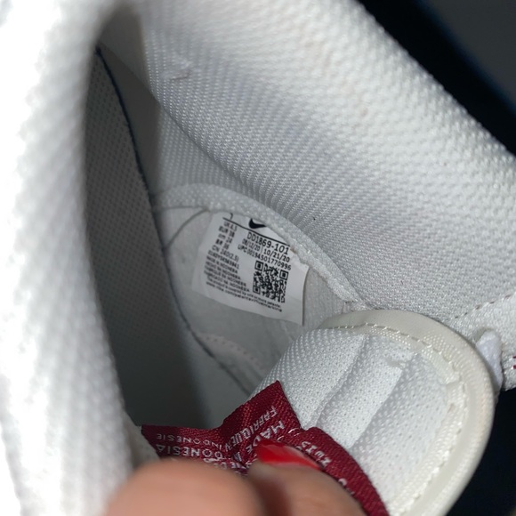 NIKE DUNK ‘TEAM RED’ - Picture 7 of 7